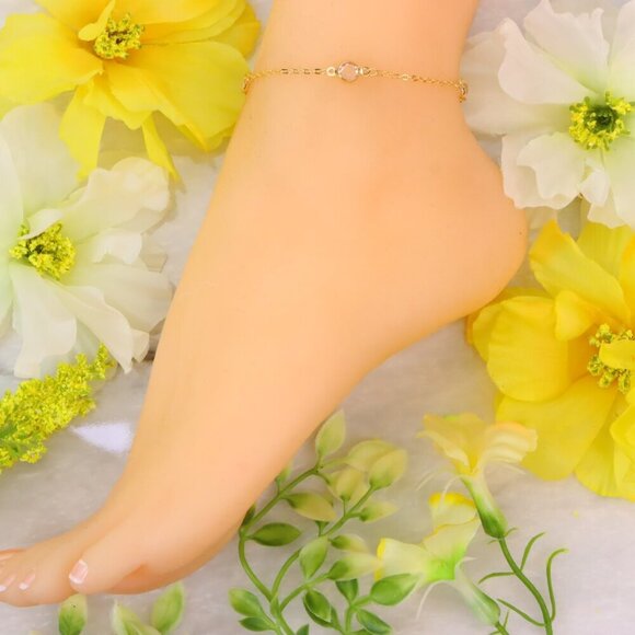 Minimalist Anklet, Sleek & Modern Design, Women’s Fashion, YC110312-A - Picture 9 of 10